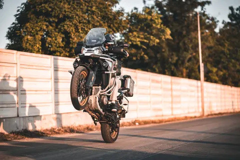 Motorcycle 4K Wallpaper · cars · 3840×2555