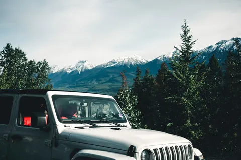 Off-Road 4K Wallpaper · cars · 3840×2561