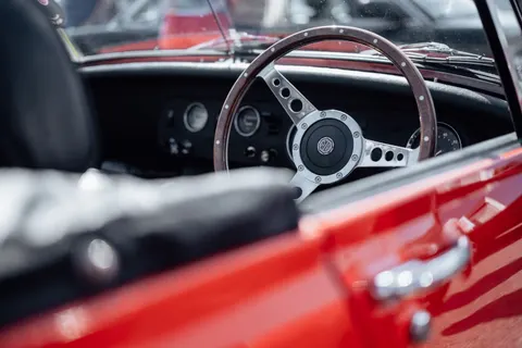 Araba İç Mekanı 4K Duvar Kağıdı · cars · 3840×2560