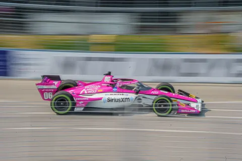 Race Car 4K Wallpaper · cars · 3840×2560