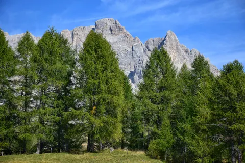 Fondo de pantalla Dolomitas 4K · mountains · 3840×2560