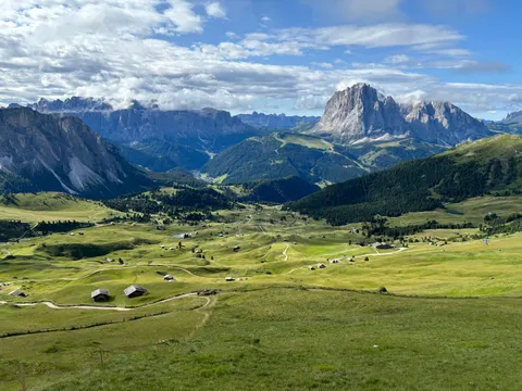 Dolomiten 4K Hintergrundbild · mountains · 3840×2880