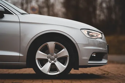 Electric Car 4K Wallpaper · cars · 3840×2560