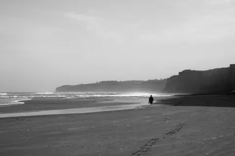 Black Sand Beach 4K Wallpaper · travel · 3840×2560