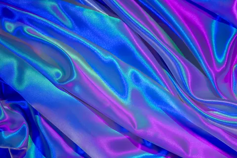 होलोग्राफिक 4K वॉलपेपर · abstract · 3840×2560