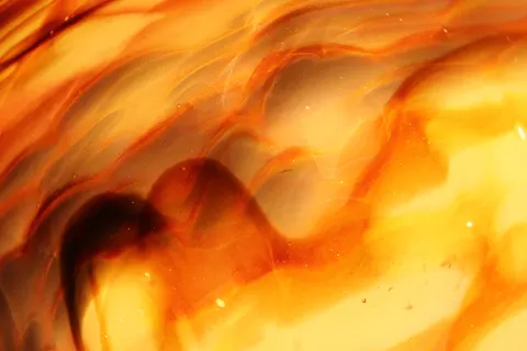 Liquid Gold 4K Wallpaper · abstract · 3840×2560
