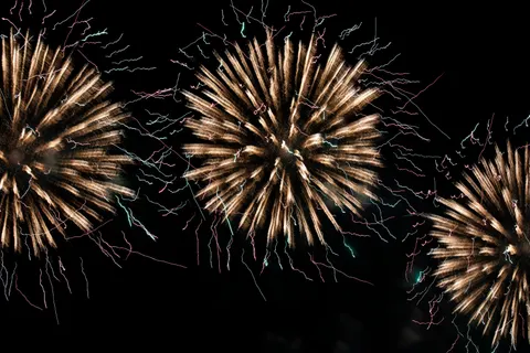 Powder Burst 4K Wallpaper · abstract · 3840×2560