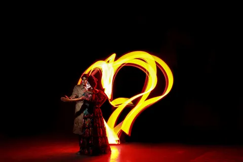 Light Painting 4K Wallpaper · abstract · 3840×2560