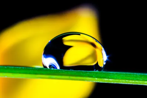 Soap Bubble 4K Wallpaper · abstract · 3840×2560