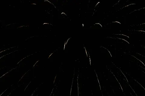 Glowing Particles 4K Wallpaper · abstract · 3840×2560