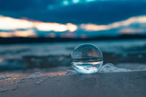 Oil Bubbles 4K Wallpaper · abstract · 3840×2561