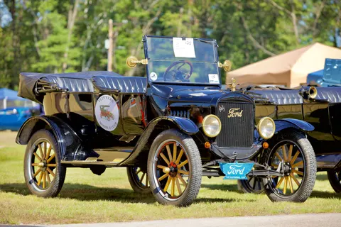 Classic Car 4K Wallpaper · cars · 3840×2560