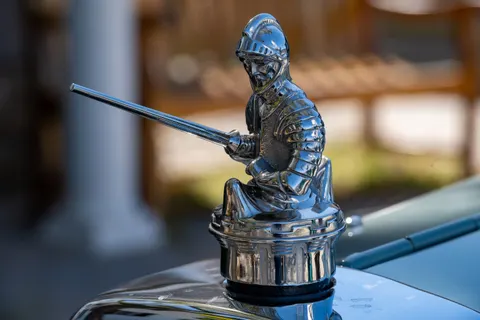 Classic Car 4K Wallpaper · cars · 3840×2560