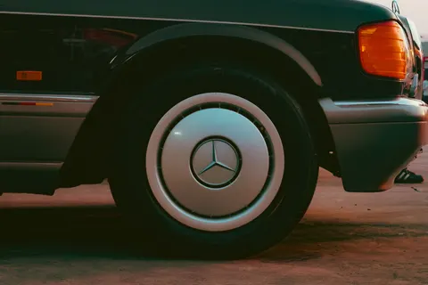 Classic Car 4K Wallpaper · cars · 3840×2560