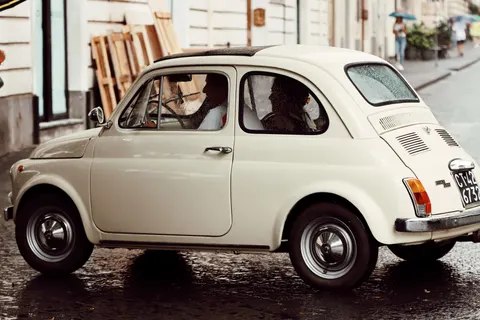 Classic Car 4K Wallpaper · cars · 3840×2560