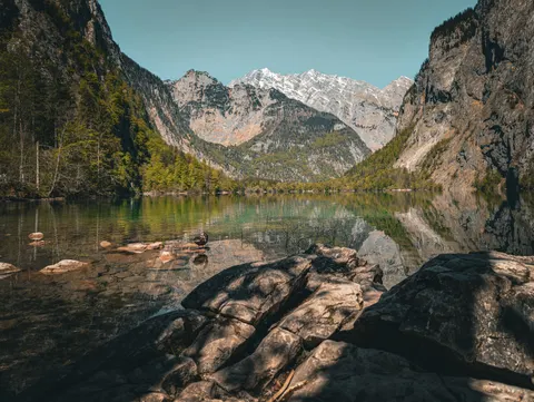 산속 호수 4K 배경화면 · mountains · 3840×2890