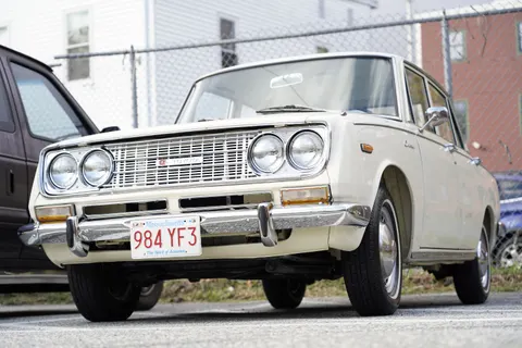 Classic Car 4K Wallpaper · cars · 3840×2560