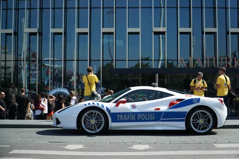 Supercar 4K Wallpaper · cars · 3840×2560