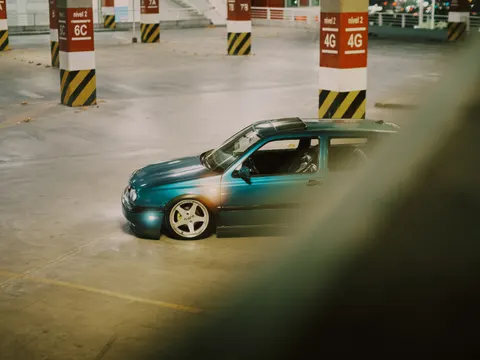 Car at Night 4K Wallpaper · cars · 3840×2880
