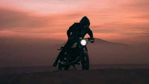 Motorcycle 4K Wallpaper · cars · 3840×2161