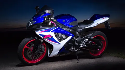 Motorcycle 4K Wallpaper · cars · 3840×2161