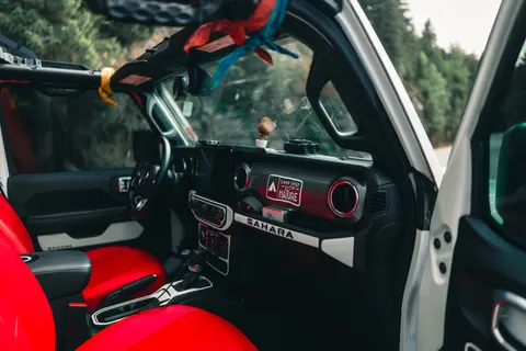 Off-Road 4K Wallpaper · cars · 3840×2561