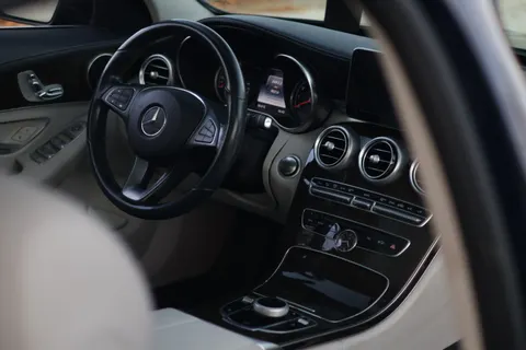 Car Interior 4K Wallpaper · cars · 3840×2560