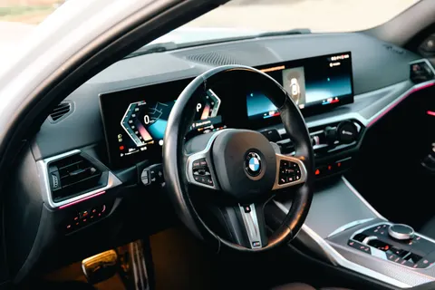 Car Interior 4K Wallpaper · cars · 3840×2560