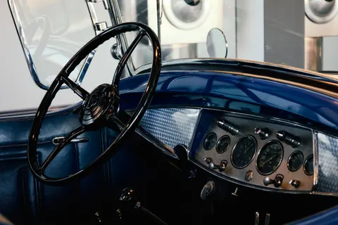 Car Interior 4K Wallpaper · cars · 3840×2560