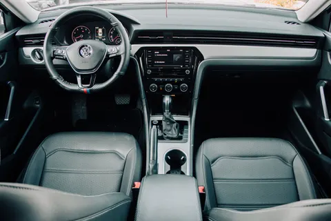 Car Interior 4K Wallpaper · cars · 3840×2560