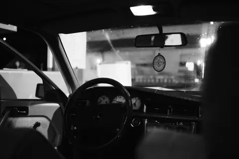 Car Interior 4K Wallpaper · cars · 3840×2560