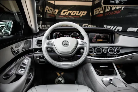 Car Interior 4K Wallpaper · cars · 3840×2560