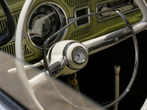 Car Interior 4K Wallpaper · cars · 3840×2880