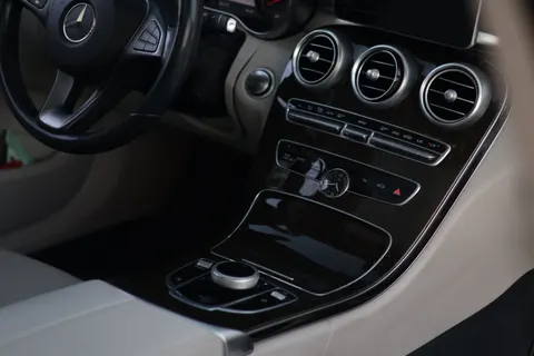 Car Interior 4K Wallpaper · cars · 3840×2560