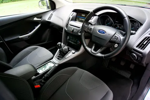 Car Interior 4K Wallpaper · cars · 3840×2560