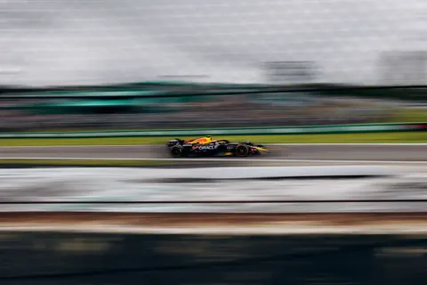 Race Car 4K Wallpaper · cars · 3840×2561
