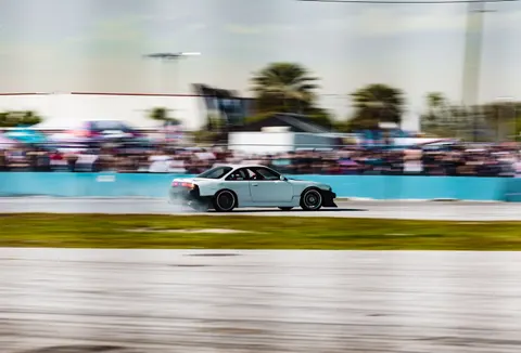 Race Car 4K Wallpaper · cars · 3840×2608