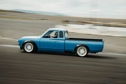 Race Car 4K Wallpaper · cars · 3840×2560