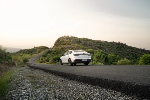 Electric Car 4K Wallpaper · cars · 3840×2560