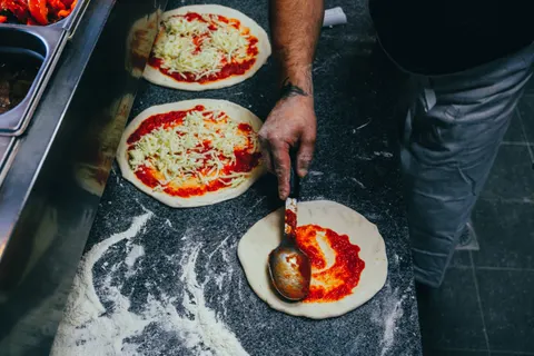 Pizza 4K Wallpaper · food · 3840×2560