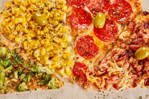 Pizza 4K Wallpaper · food · 3840×2560