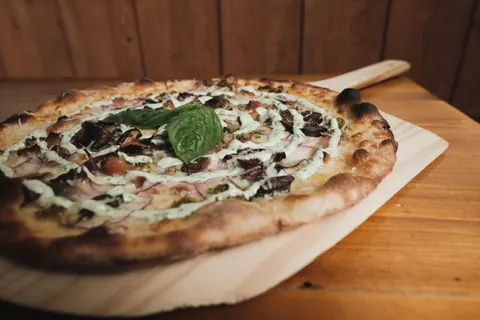 Pizza 4K Wallpaper · food · 3840×2560