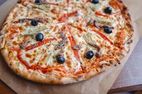 Pizza 4K Wallpaper · food · 3840×2561