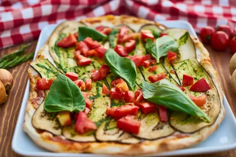 Pizza 4K Wallpaper · food · 3840×2561
