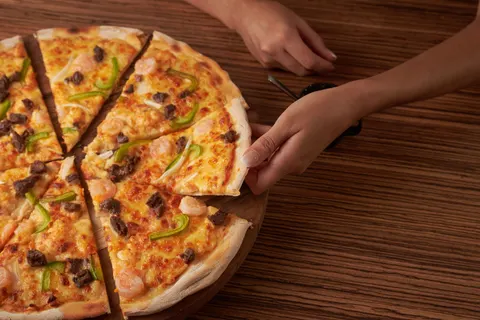 Pizza 4K Wallpaper · food · 3840×2563