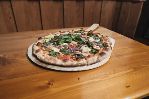 Pizza 4K Wallpaper · food · 3840×2560