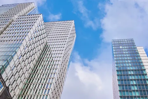 玻璃大厦 4K壁纸 · architecture · 3840×2559