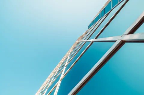 Sfondo Torre di Vetro 4K · architecture · 3840×2555