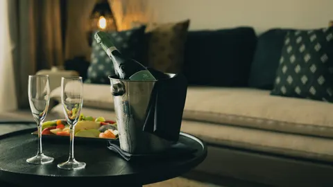 Wine 4K Wallpaper · food · 3840×2160