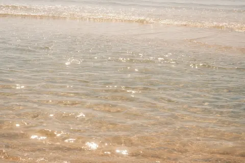 Sand Ripples 4K Wallpaper · minimal · 3840×2560